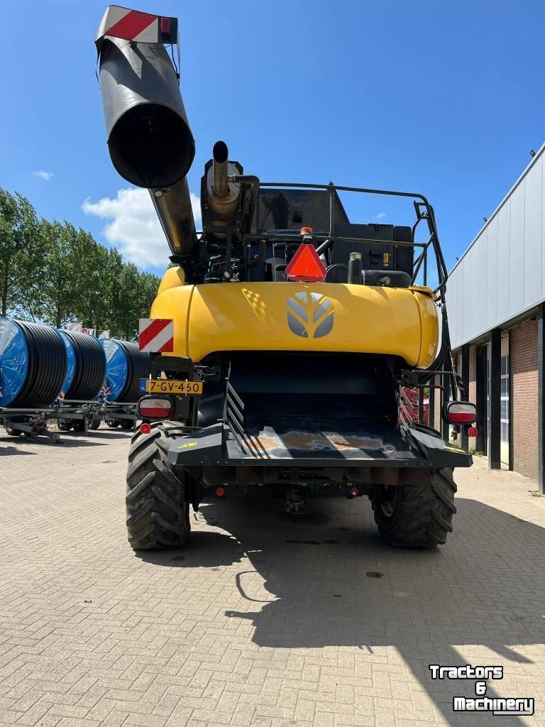 Maaidorser / Combine New Holland CR 8.80