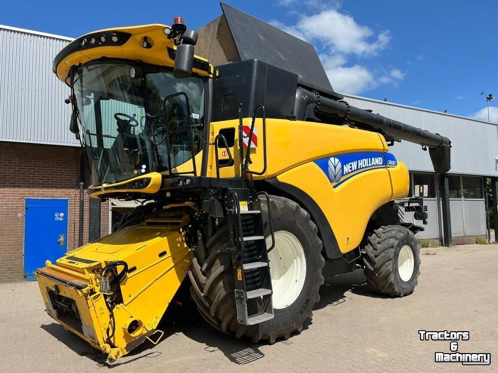 Maaidorser / Combine New Holland CR 8.80