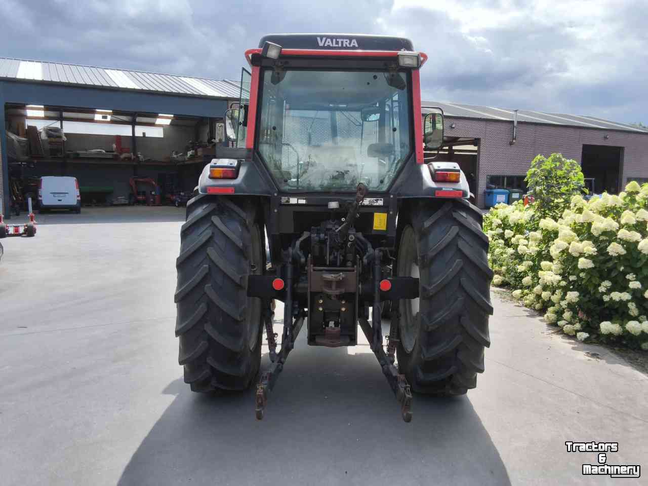 Tractor / Trekker Valtra 800