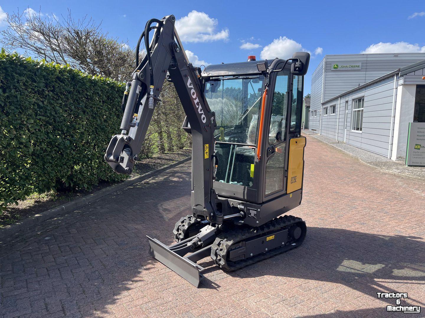 Rupskraan / Graafmachine op rupsen Volvo EC15E