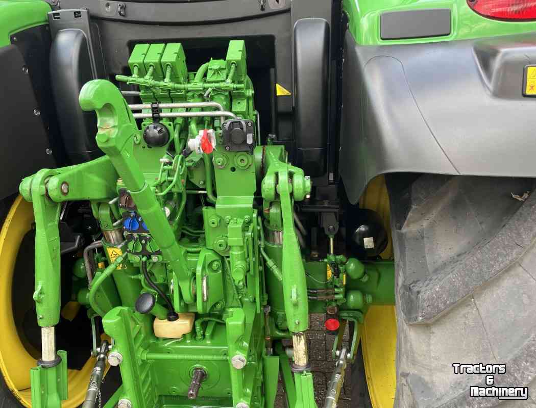 Traktoren John Deere 6155R Bouwjaar 2019 Direct-Drive 50 KM Luchtremmen enz