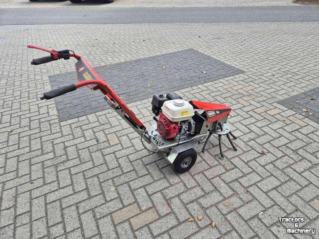 Onkruidstrijker Nimos MVG-11