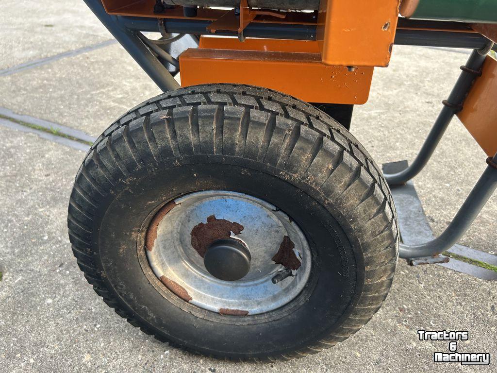 Zaagselstrooier voor boxen Flingk SE 250 BOXINSTROOIER
