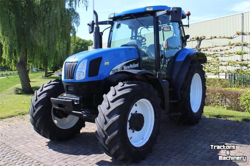 Tractor / Trekker New Holland TS135A