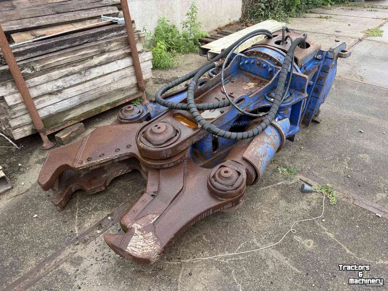 Betonvergruizer  SV Vergruizer | Betonschaar | Combischaar | Knipschaar met Hydraulische rotator