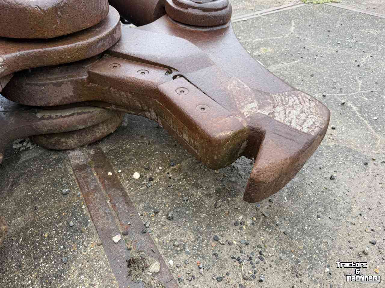 Betonvergruizer  SV Vergruizer | Betonschaar | Combischaar | Knipschaar met Hydraulische rotator