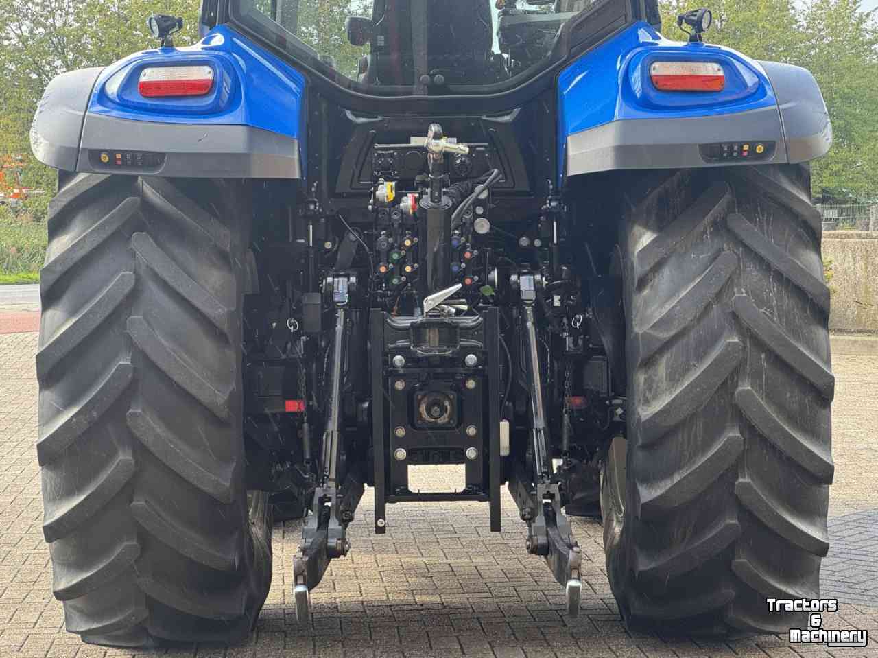 Tractor / Trekker New Holland T7.260PLMI vario Stage V Fronthef+PTO Lucht Hydr. rem GPS 56km