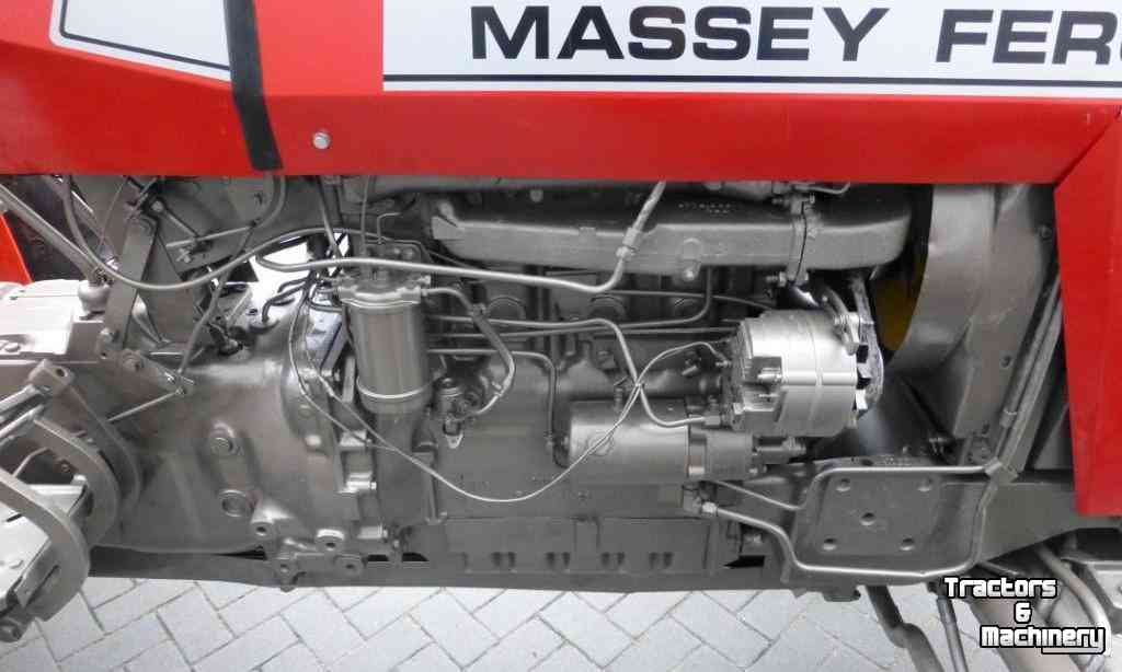 Traktoren Massey Ferguson 275 4WD