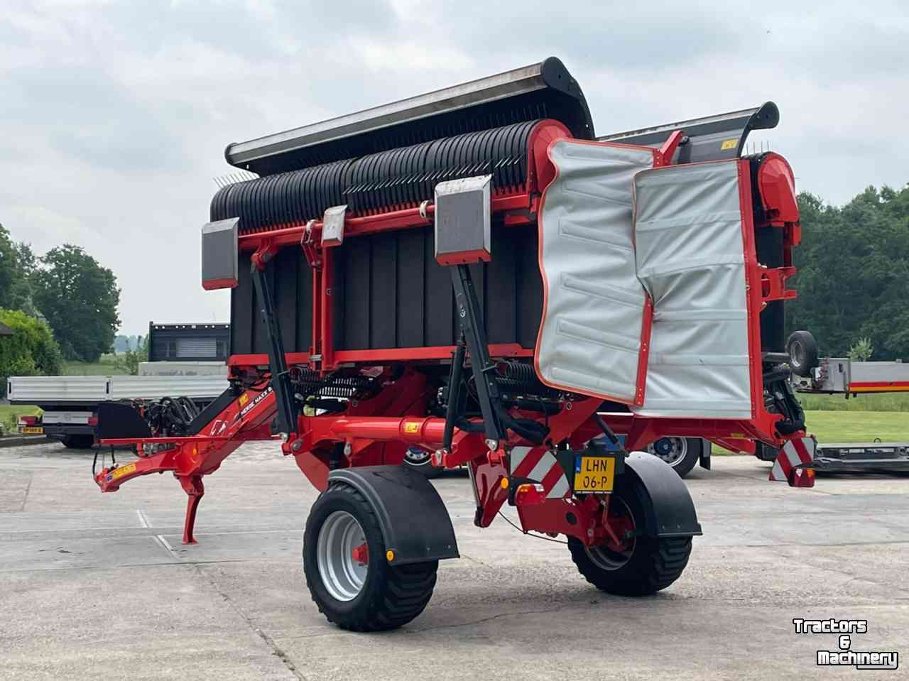 Rugger / Hark / Zwadhark Kuhn Kuhn Merge Maxx 950 Bandhark Schwader 410 uur!! Kenteken