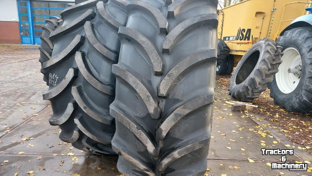 Wielen, Banden, Velgen & Afstandsringen Vredestein 710/70R38