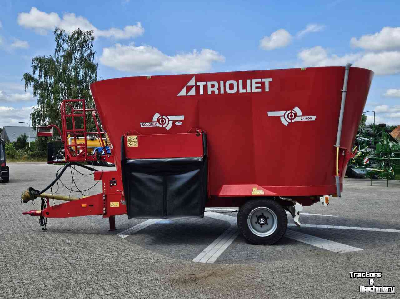 Voermengwagen Vertikaal Trioliet Solomix 2-1600