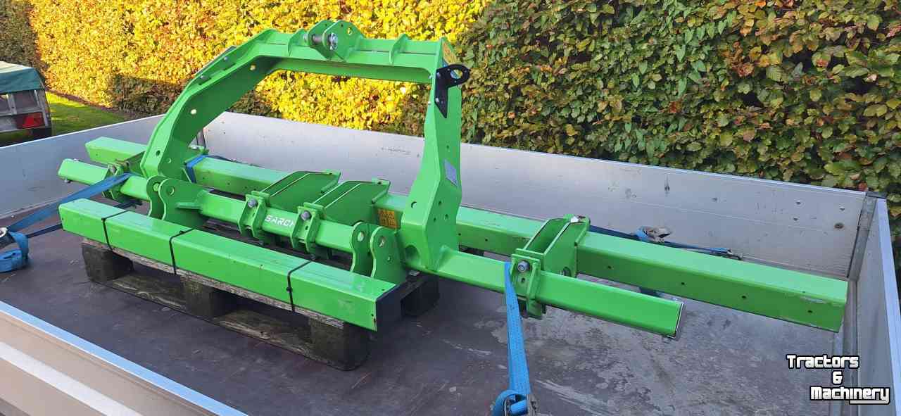 Schoffelmachine / Schoffelbalk  3-punts frame met 3 mtr balk en extra balk voor loopwielen