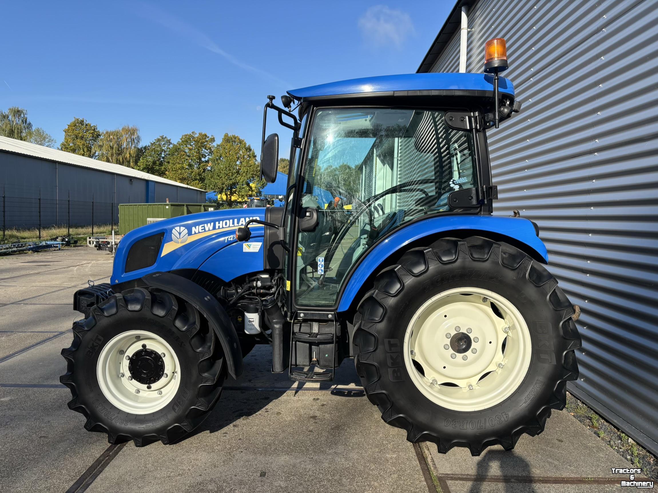 Tractor / Trekker New Holland T4S.75