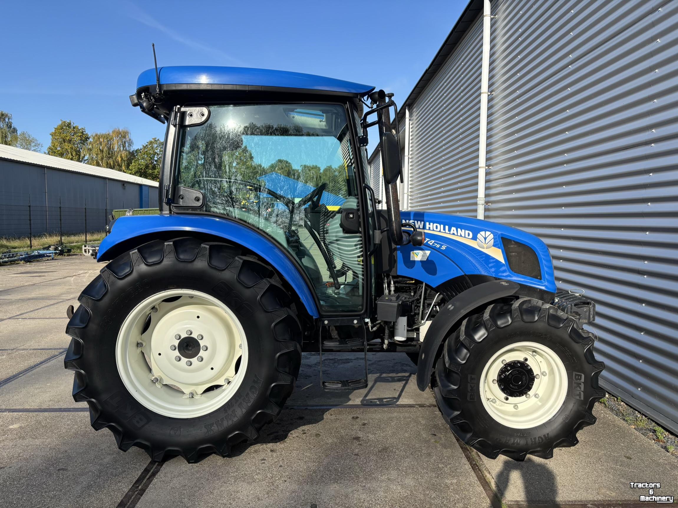 Tractor / Trekker New Holland T4S.75