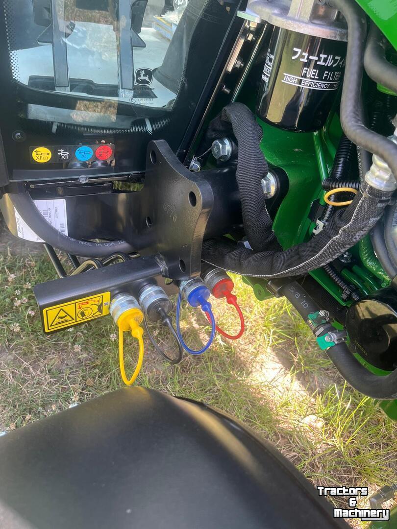 Smalspoor tractor John Deere 3046R