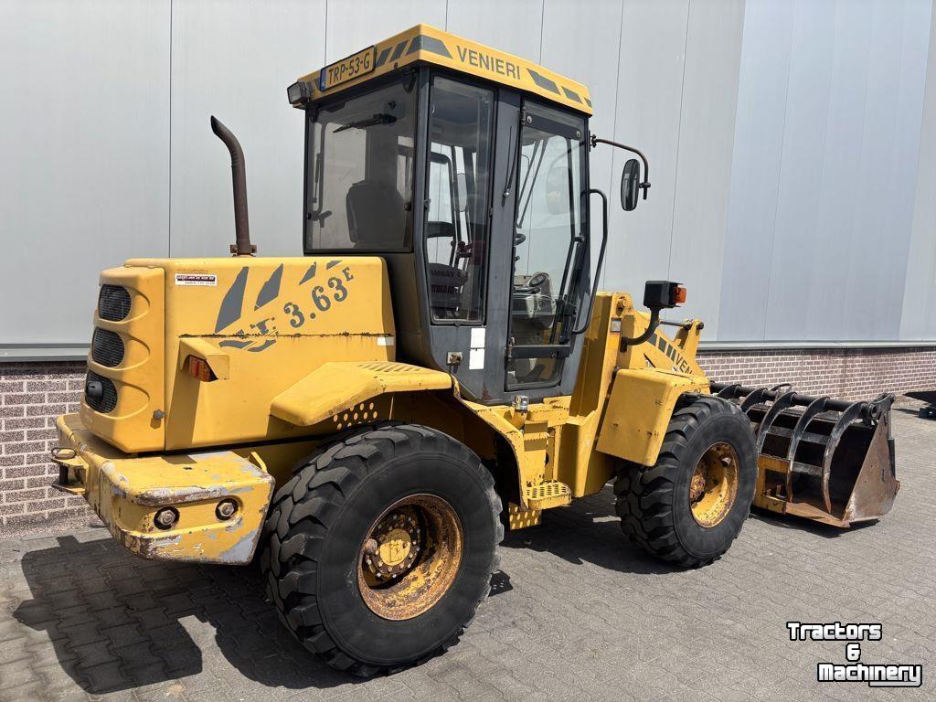 Shovel / Wiellader / Kniklader Venieri 3.63E