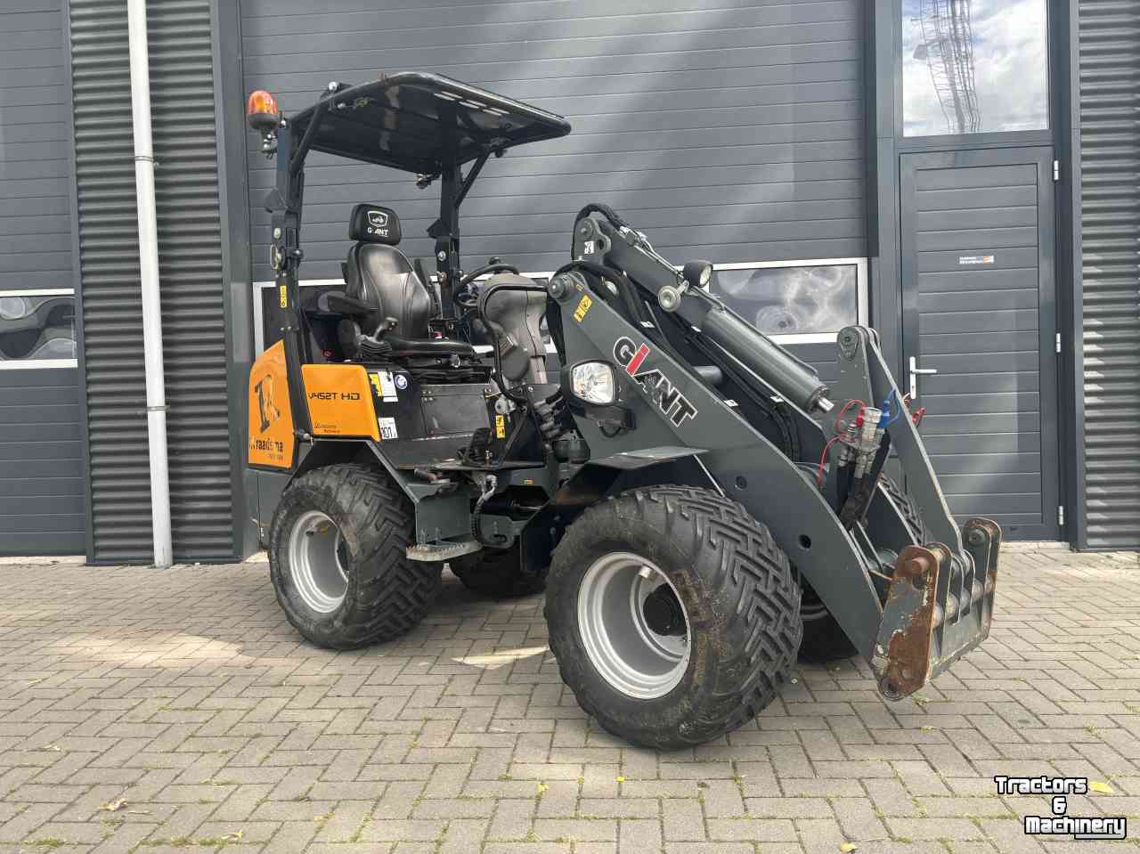 Shovel / Wiellader / Kniklader Giant V452T HD