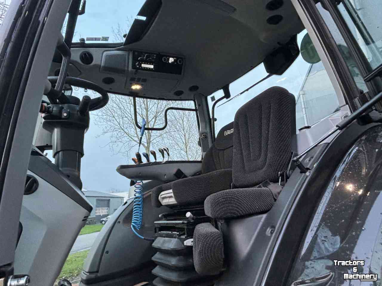 Tractor / Trekker Valtra T175eA (eco active uitvoering)