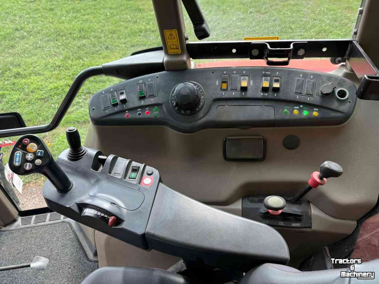 Tractor / Trekker Case-IH CVX 120