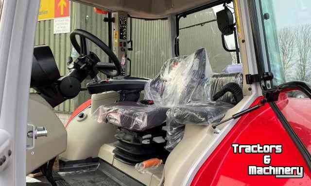 Traktoren Massey Ferguson 6S.155 Dyna VT Efficient Tractor