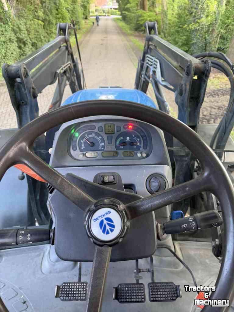 Tractor / Trekker New Holland TS100A