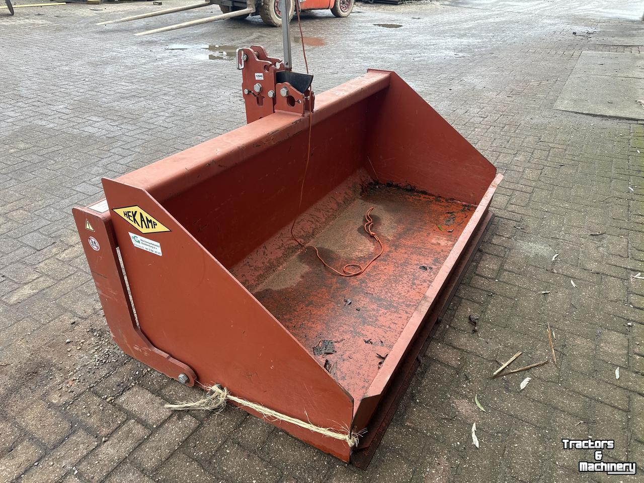 Overige aanbouwdelen en toebehoren Hekamp Mechanische trekkerbak 1800mm