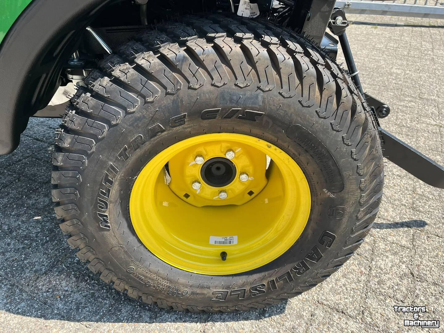 Smalspoor tractor John Deere 1026R