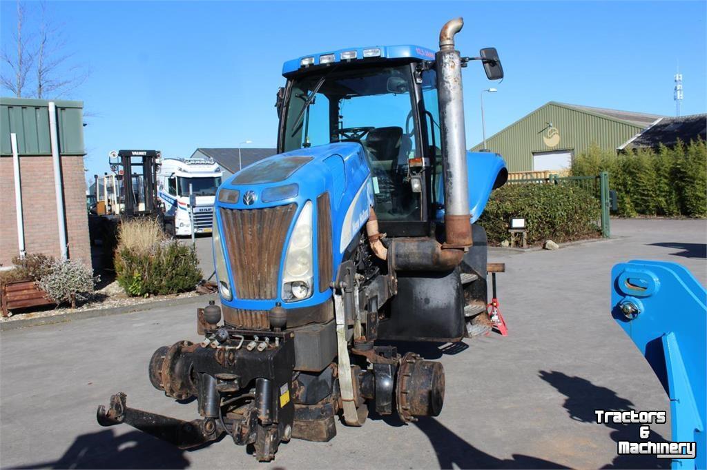 Tractor / Trekker New Holland T8000 Series