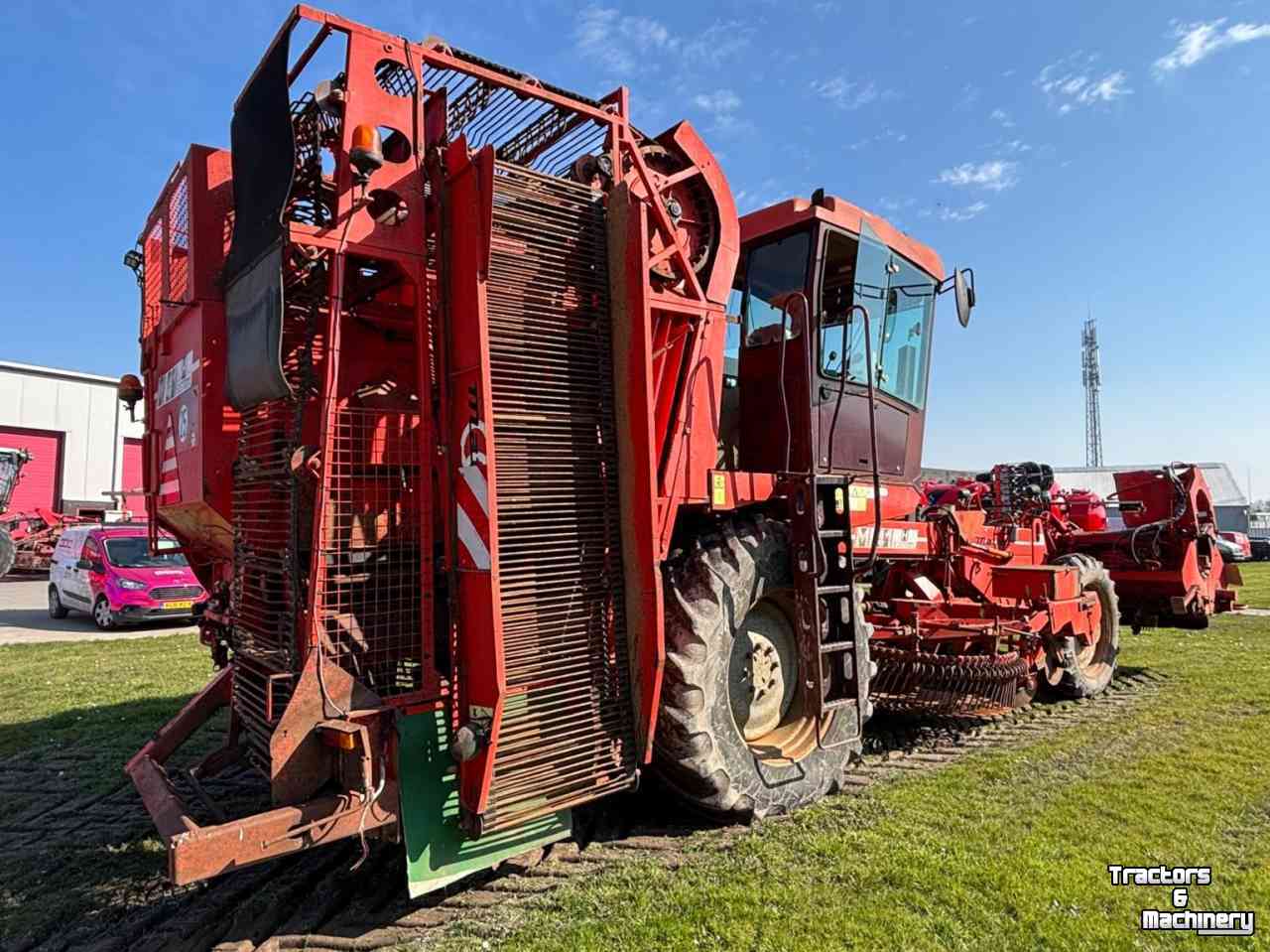 Bietenrooier Matrot M41