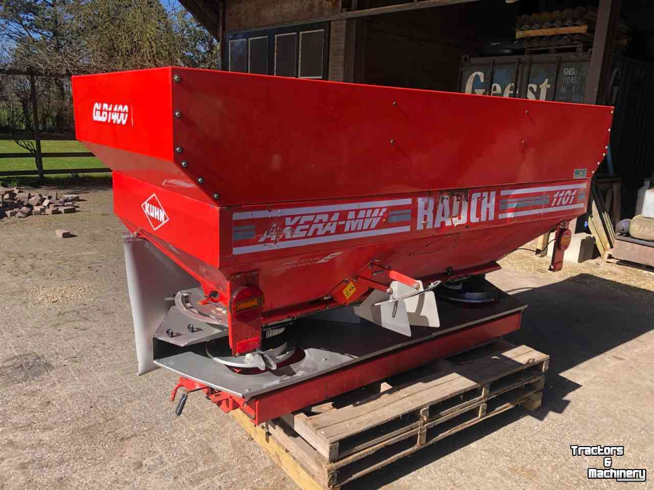 Kunstmeststrooier Kuhn Rauch axera m/w 1101