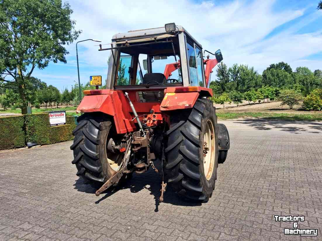 Tractor / Trekker Massey Ferguson 675