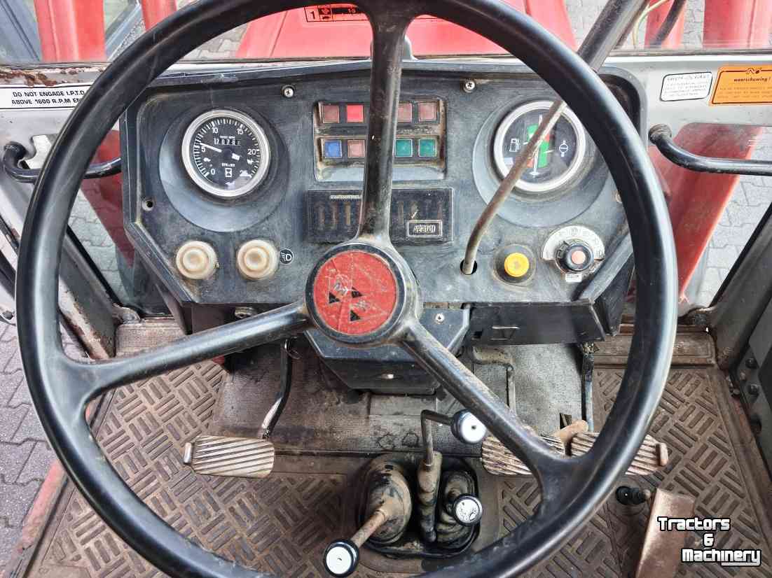 Tractor / Trekker Massey Ferguson 675