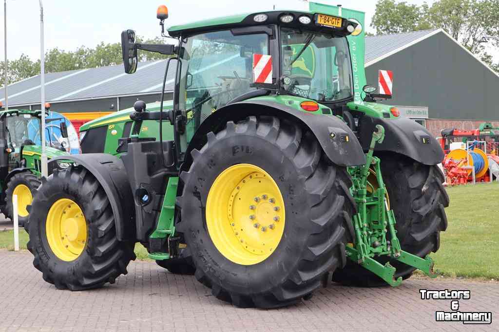 Tractor / Trekker John Deere 6R 215