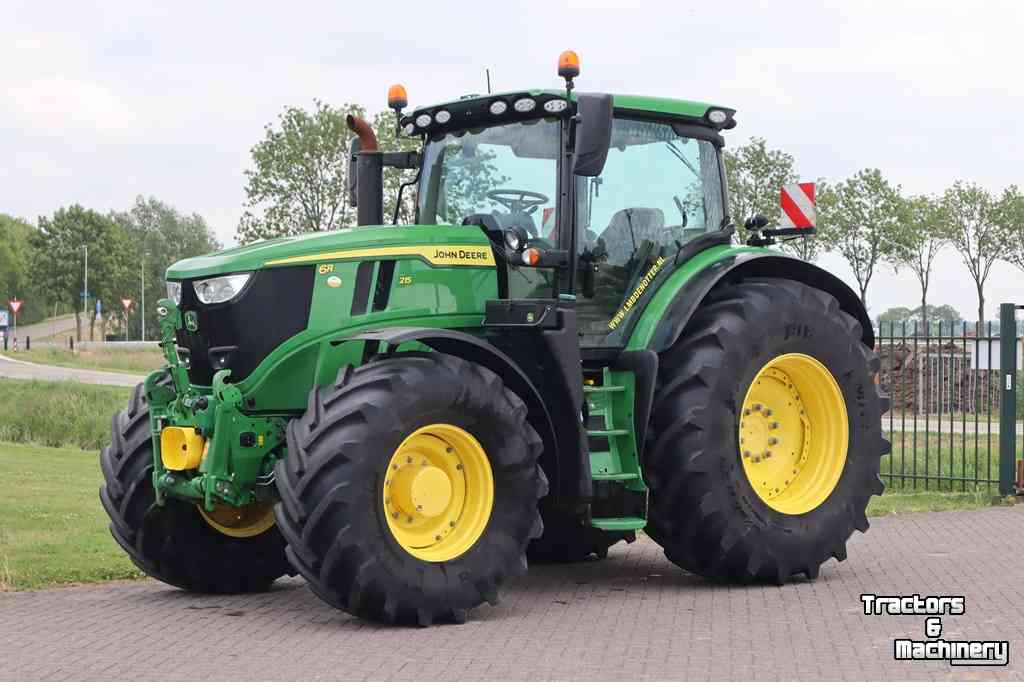 Tractor / Trekker John Deere 6R 215