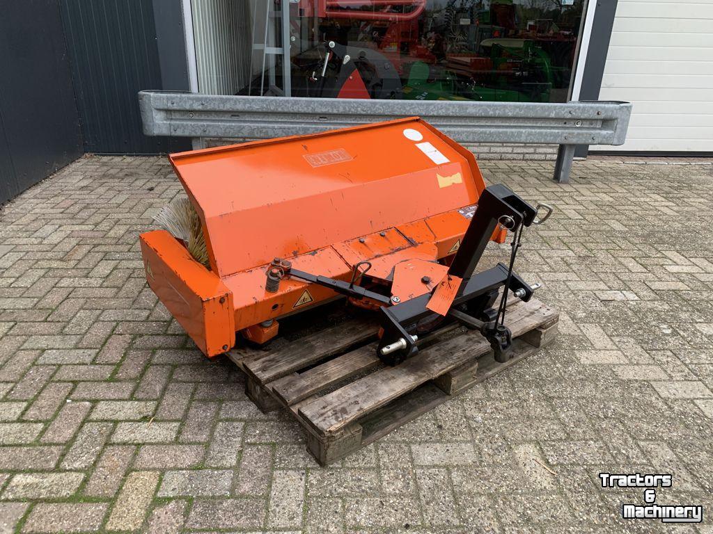 Compact tractor Nimos NBT-130-M
