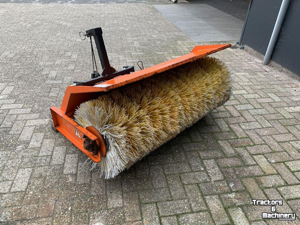 Compact tractor Nimos NBT-130-M