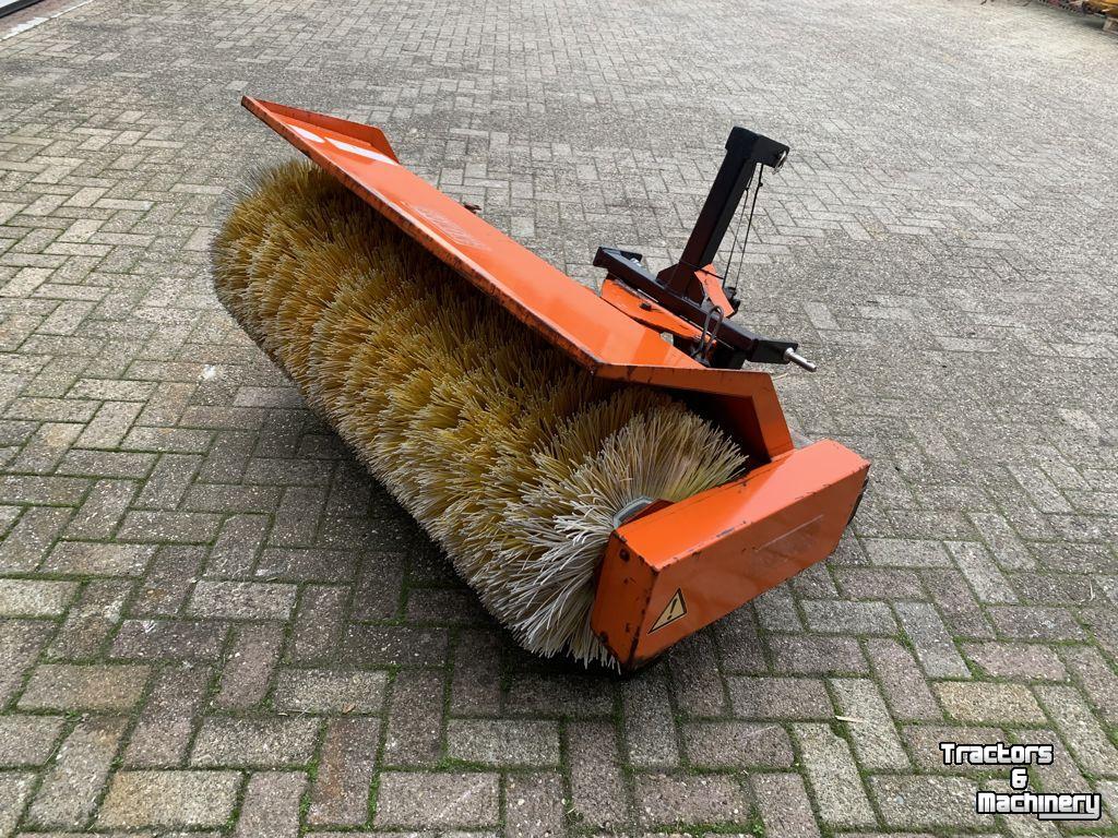 Compact tractor Nimos NBT-130-M