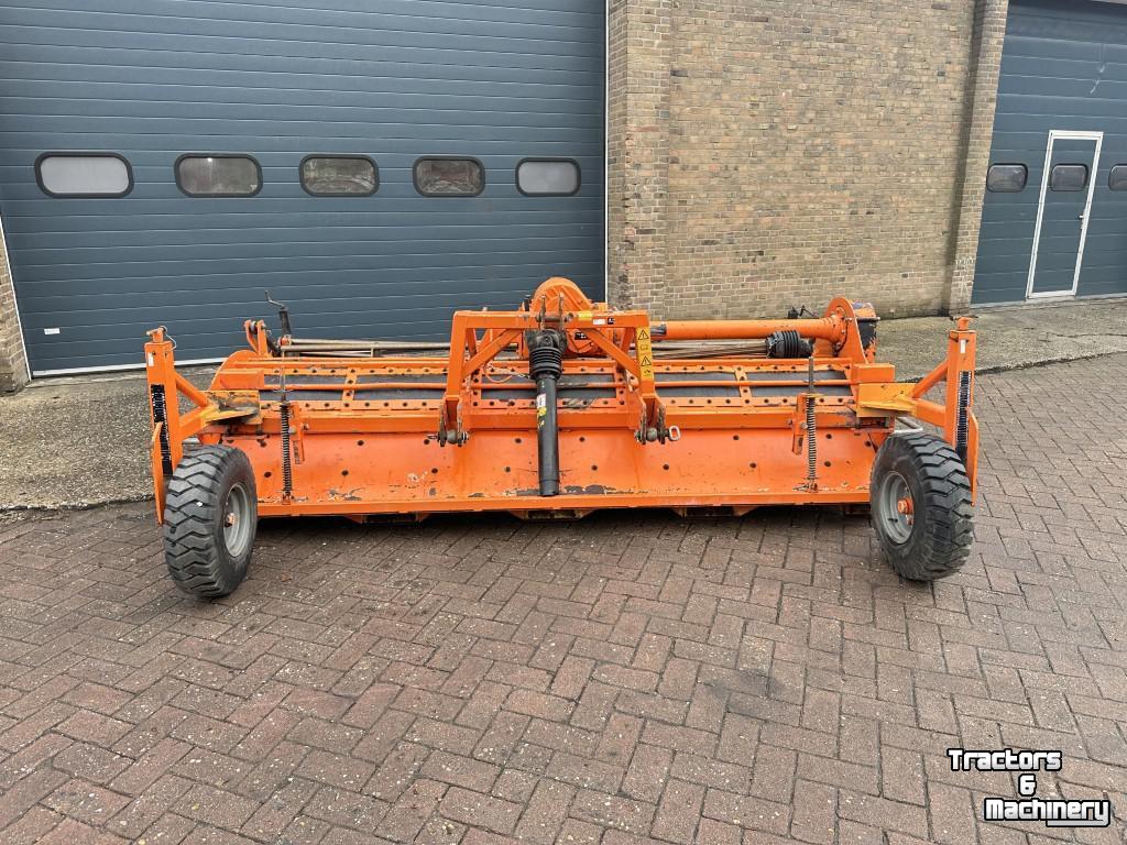 Grondfrees Struik 4RF 310F Frontfrees