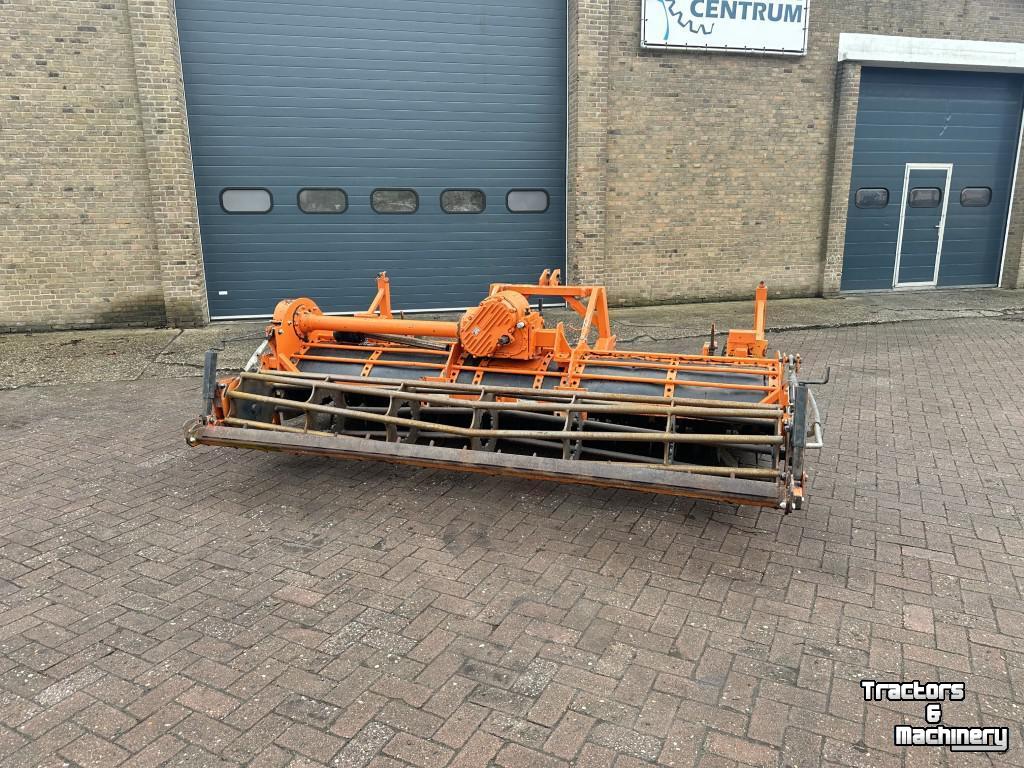Grondfrees Struik 4RF 310F Frontfrees