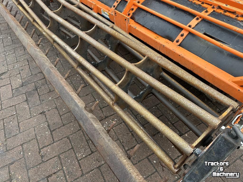 Grondfrees Struik 4RF 310F Frontfrees