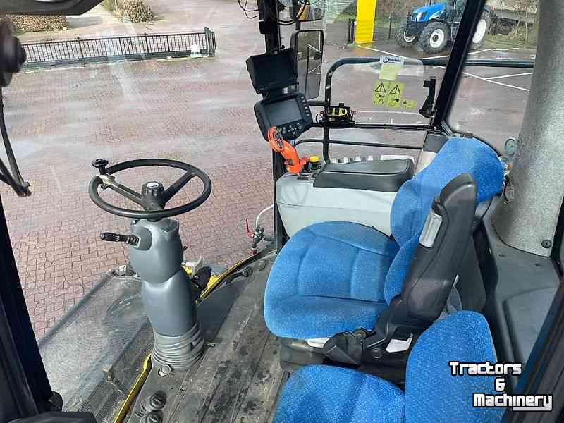 Veldhakselaar New Holland FR 9060