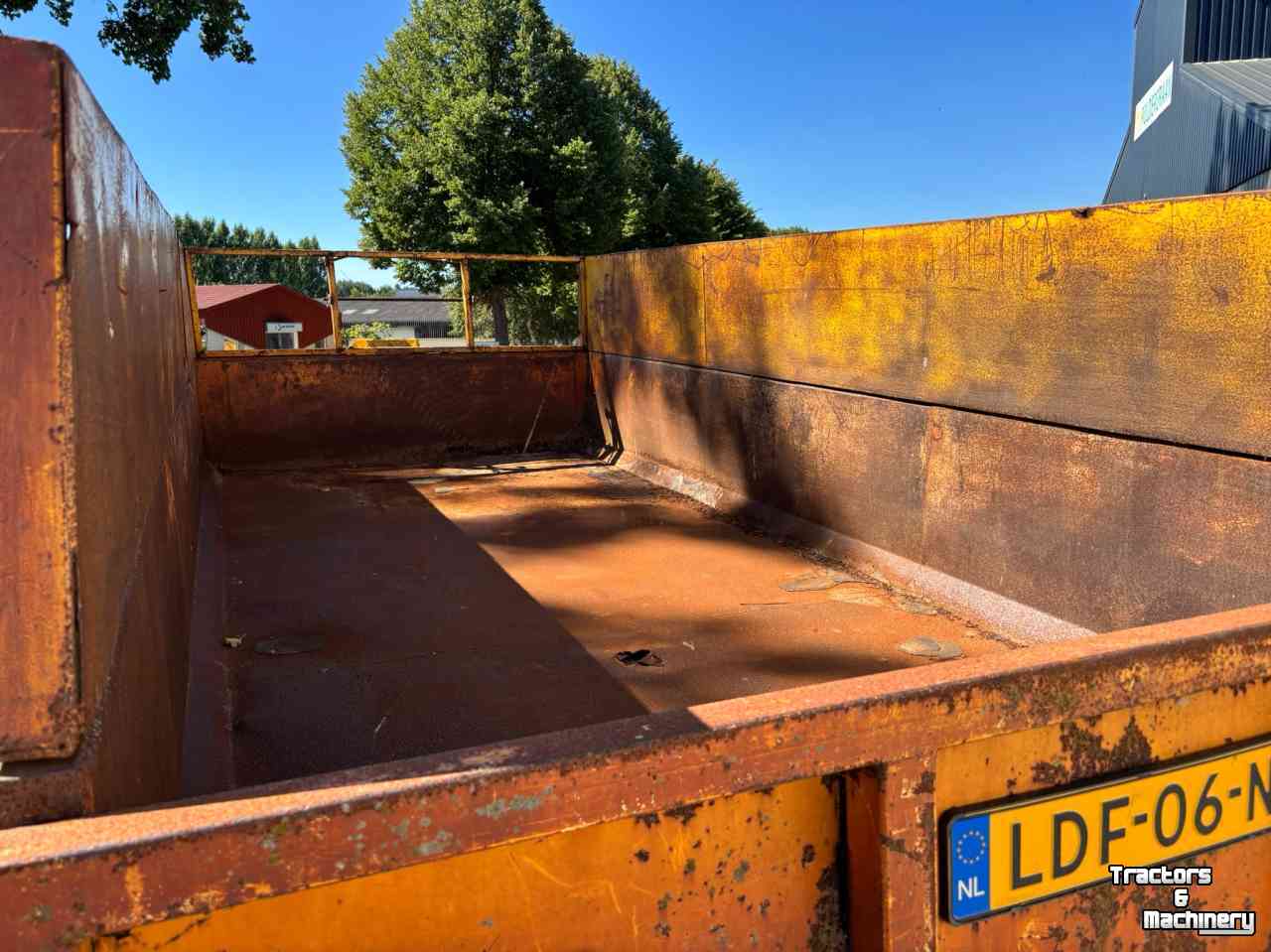 Kipper / Kiepwagen / Landbouwkipper  Kipper