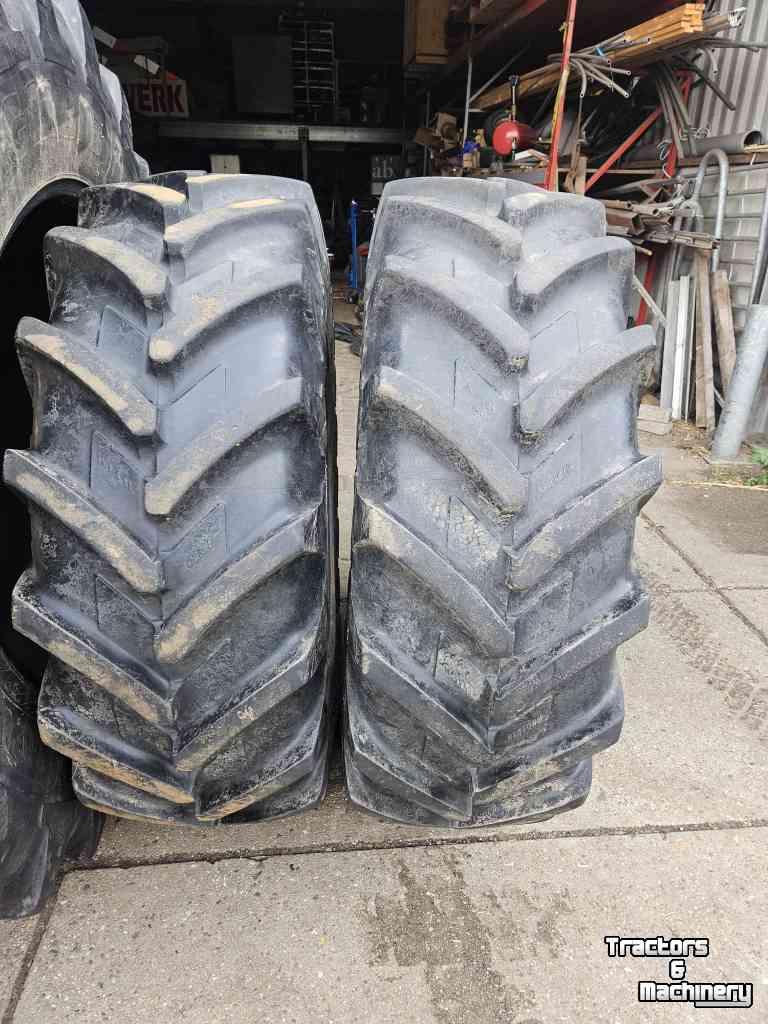 Wielen, Banden, Velgen & Afstandsringen Michelin 20.8R38 en 16.9R28 Agribib. 35 mm