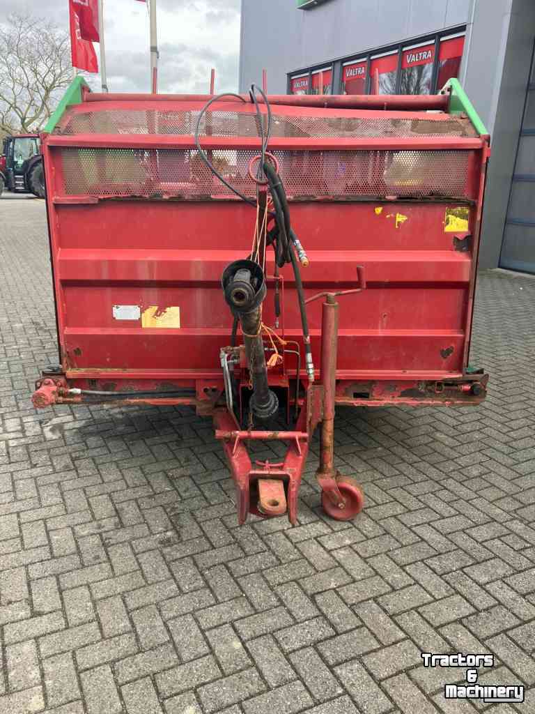 Blokkendoseerwagen Strautmann BVW blokkenwagen