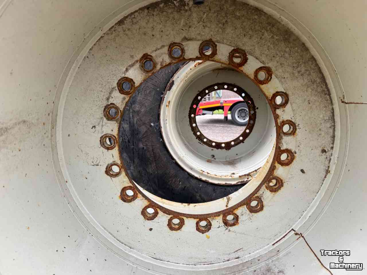 Wielen, Banden, Velgen & Afstandsringen Michelin 1050/50R32