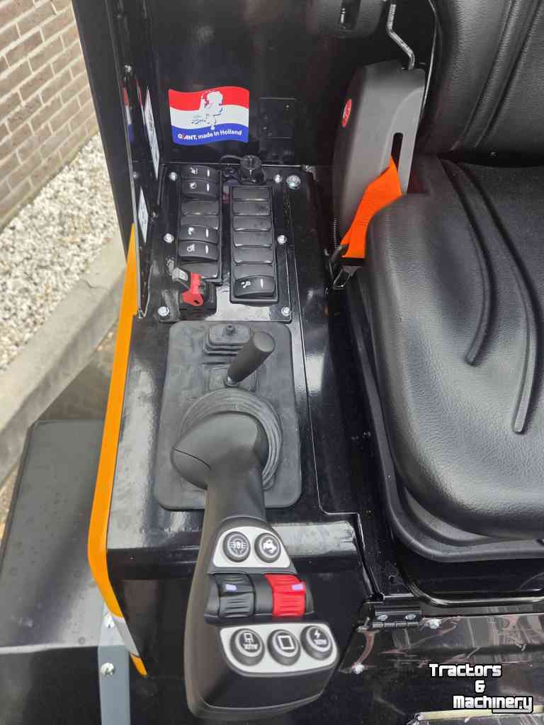Shovel / Wiellader / Kniklader Giant G2700HD+ TELE -55877-