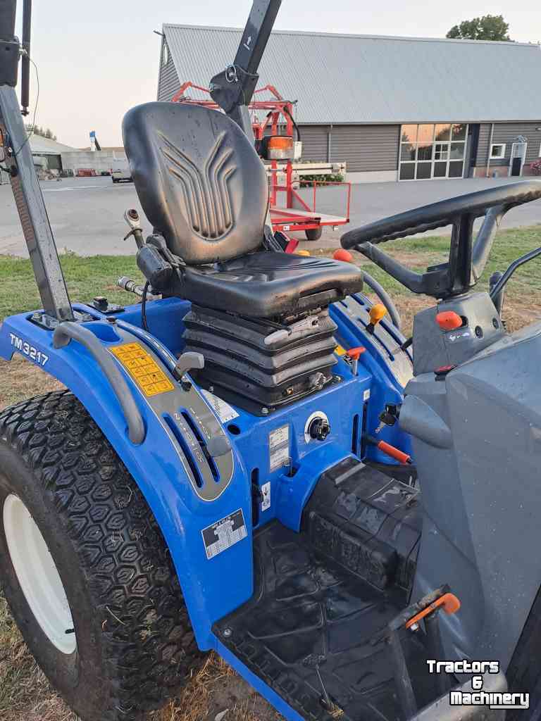 Compact tractor Iseki TM3217