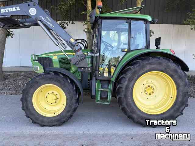 Tractor / Trekker John Deere 6320
