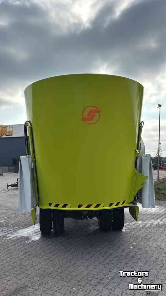 Voermengwagen Storti T2S 240 voermengwagen