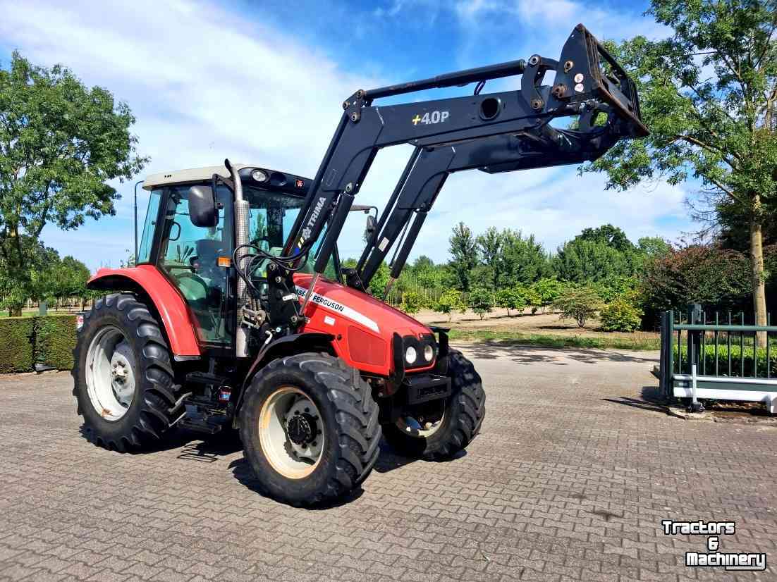 Tractor / Trekker Massey Ferguson 5445 + frontlader